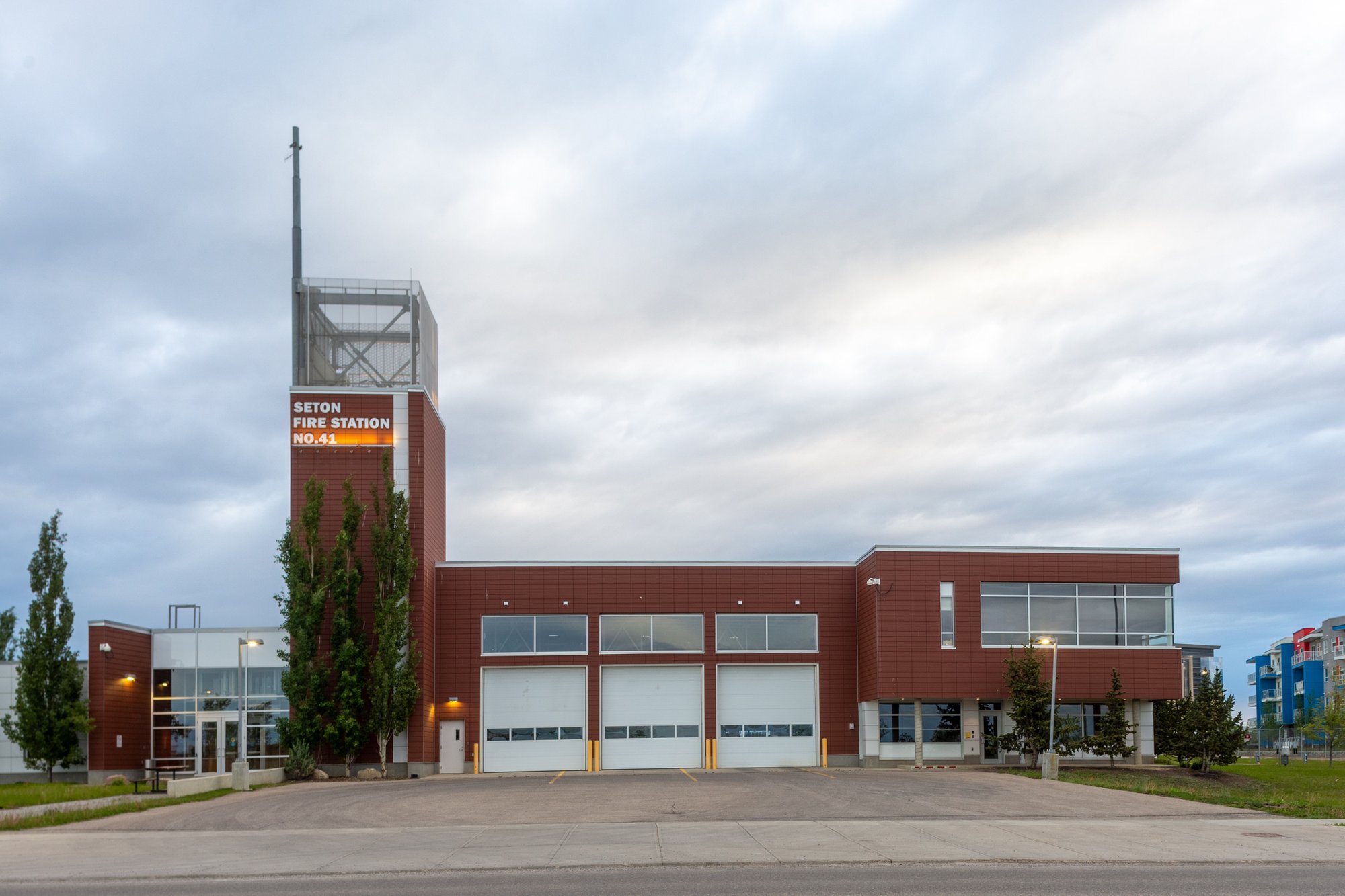 Seton_19_websize